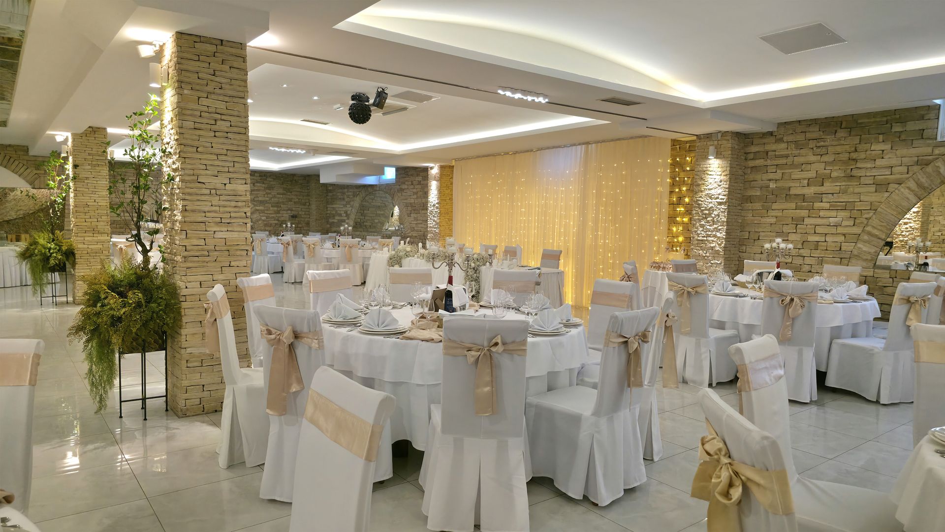 Svečana dvorana Restorana Laguna za svadbe i proslave